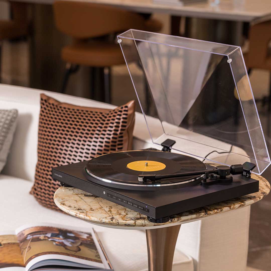 The Fully Automatic Turntable