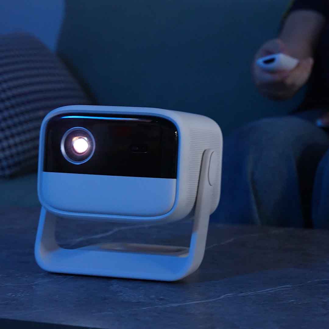 4K-Like Portable Cinema, Anywhere