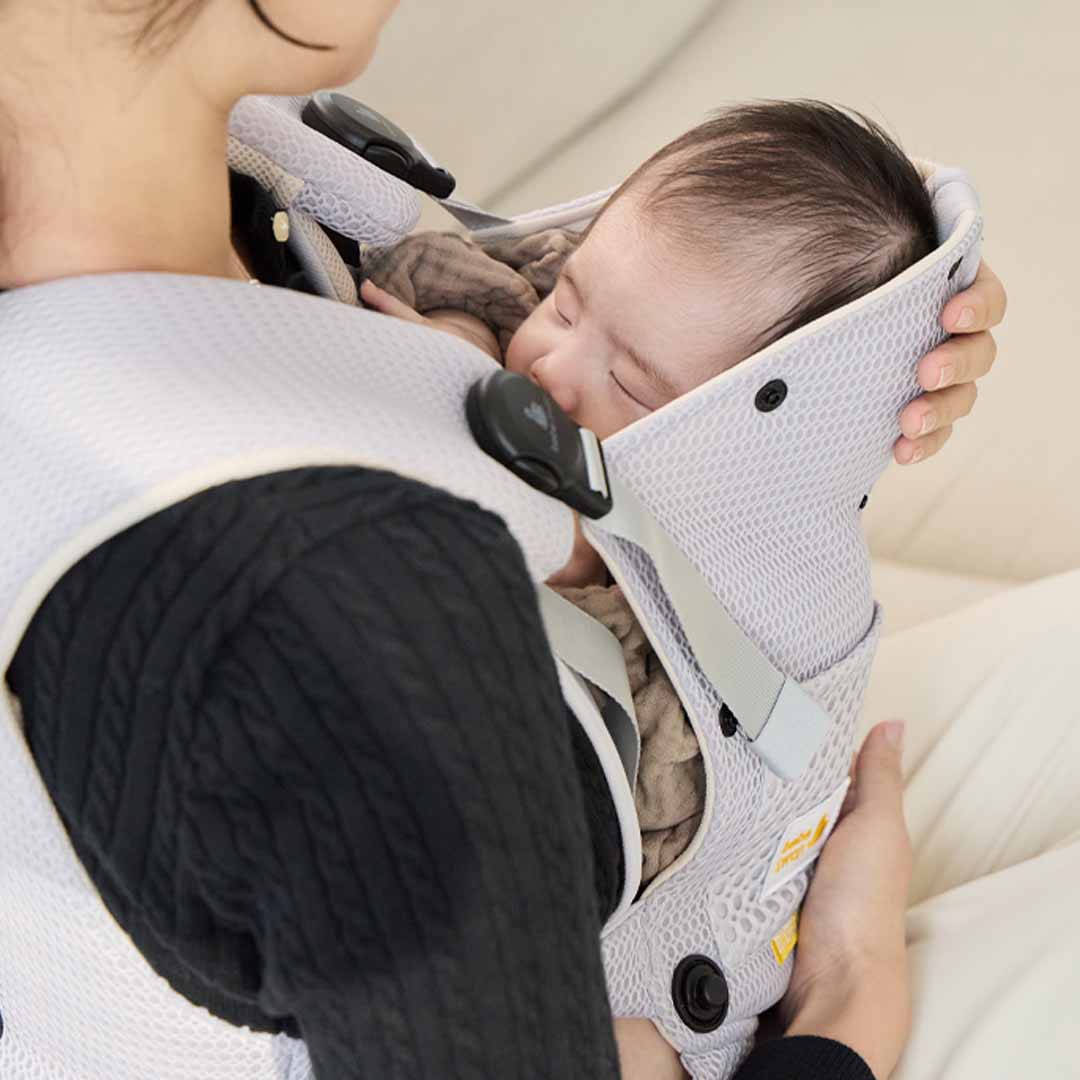 Wear Your Baby Without The Strain