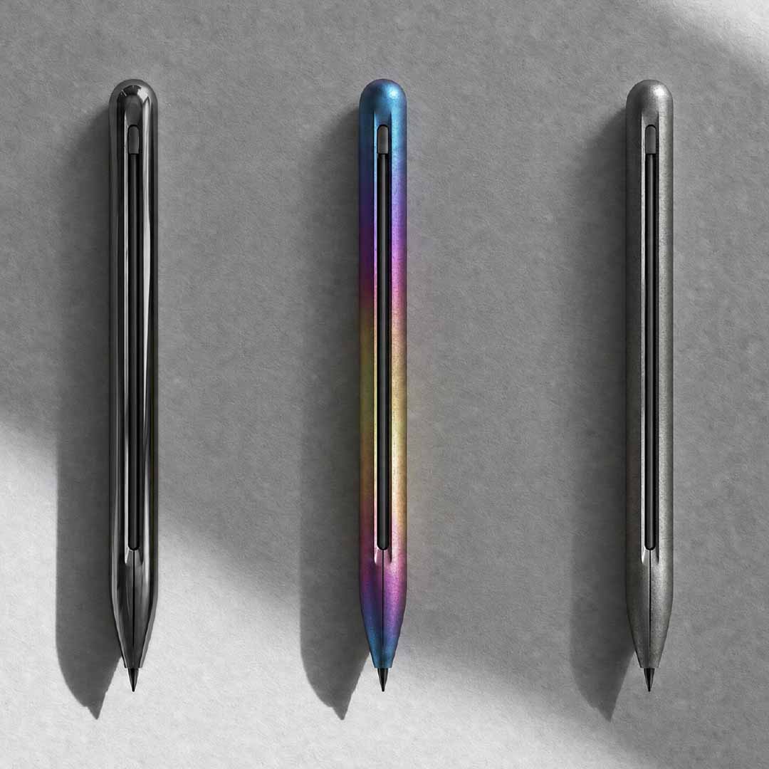 A Titanium Pen That Changes With The Refill