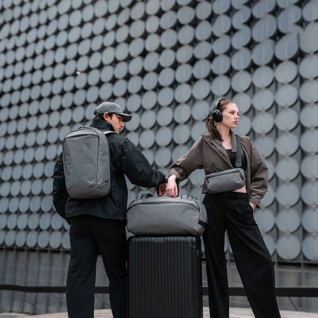 Light Gear For Constant Motion