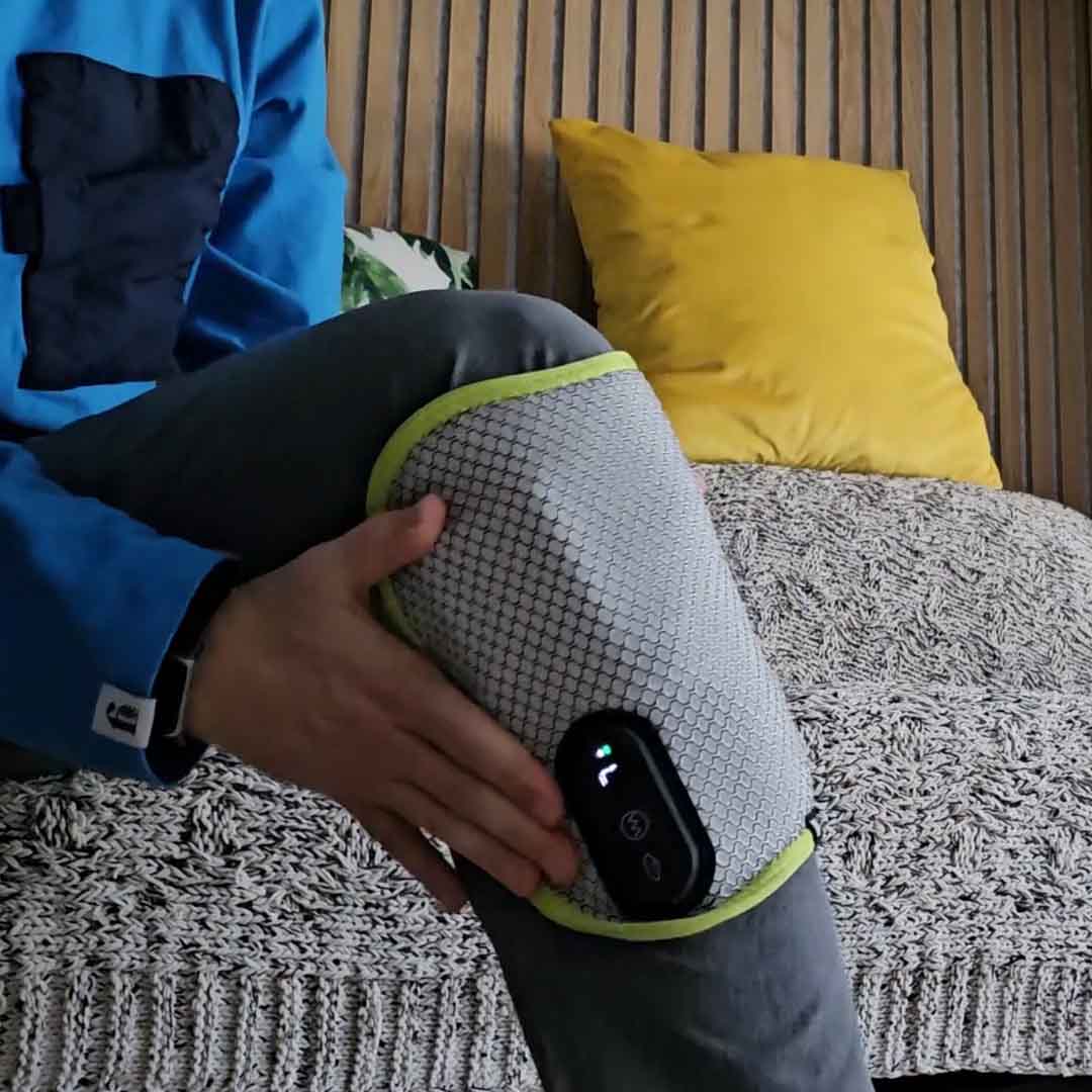 A versatile, portable heat pad and vibration massager for effective stress and ache relief