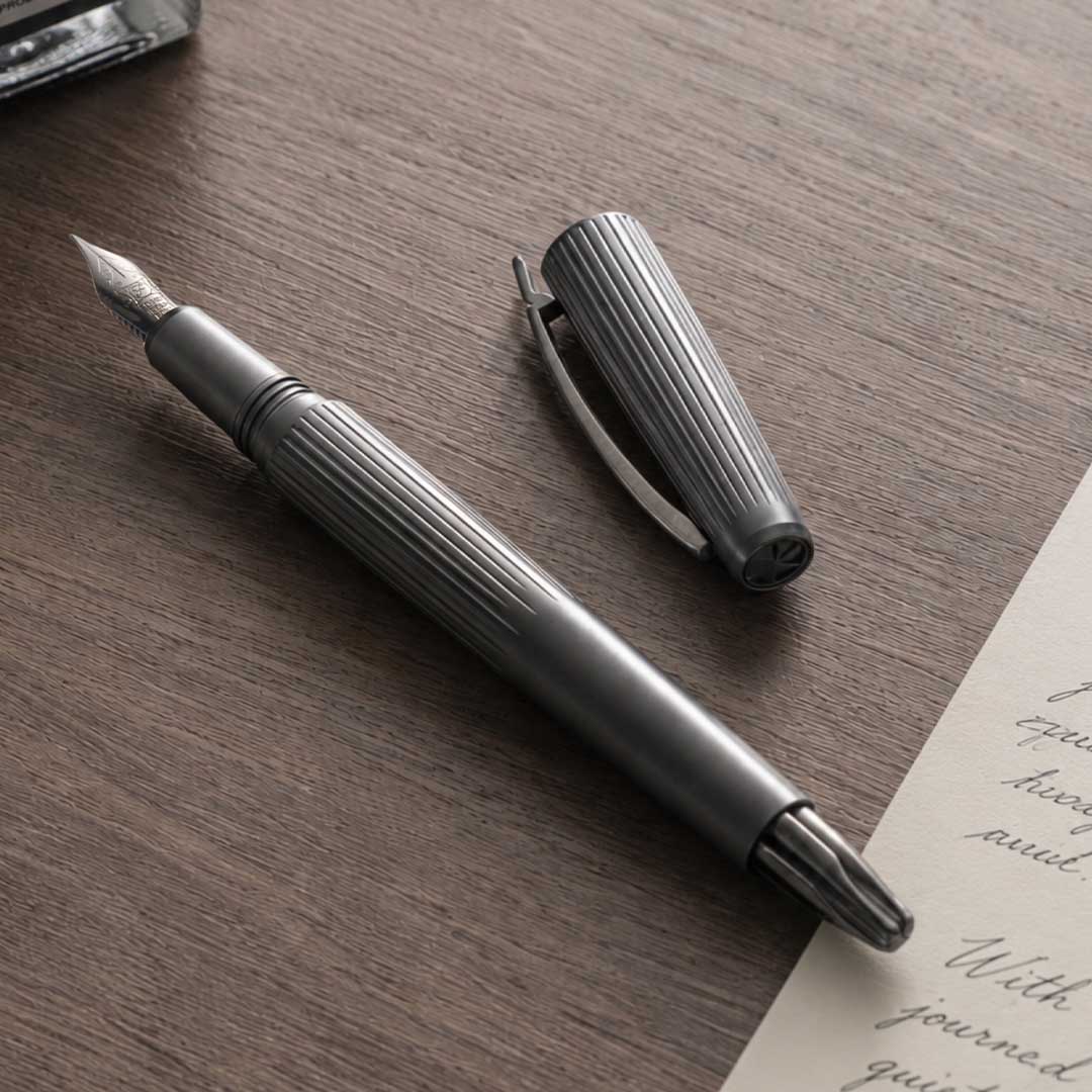 The Fountain Pen That Refills Fast