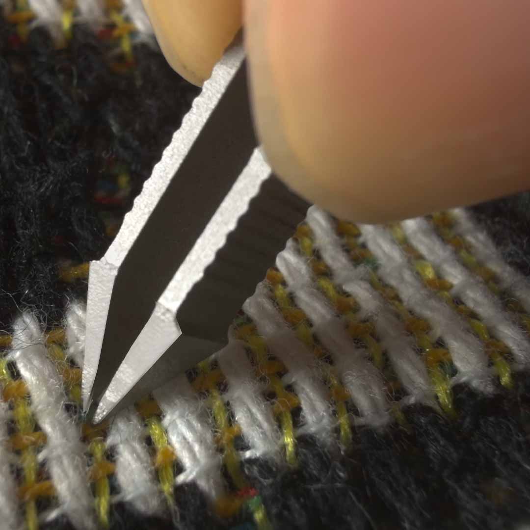 World's Smallest Titanium Tweezers