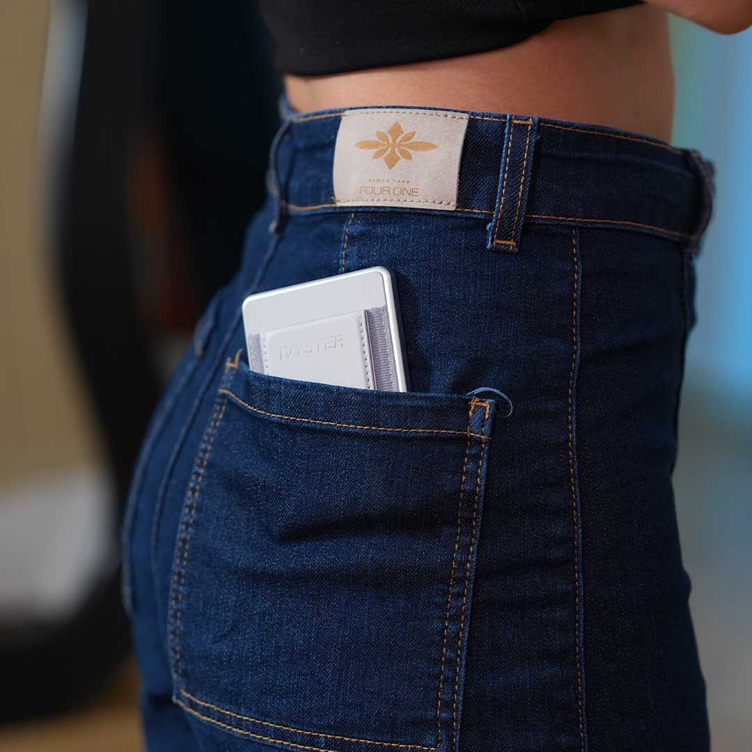 Your Wallet Just Learned To Charge Your Phone
