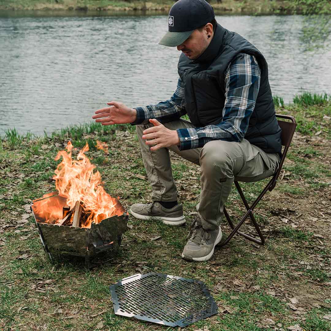 Flat-Pack Grill With Stove-Like Control