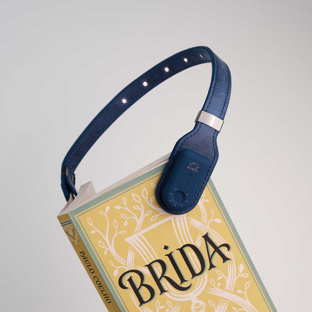 A Book Light That Follows The Shape Of Your Book.