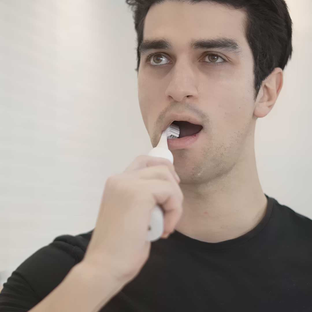 The Smart E-Toothbrush With Automatic Adjustment