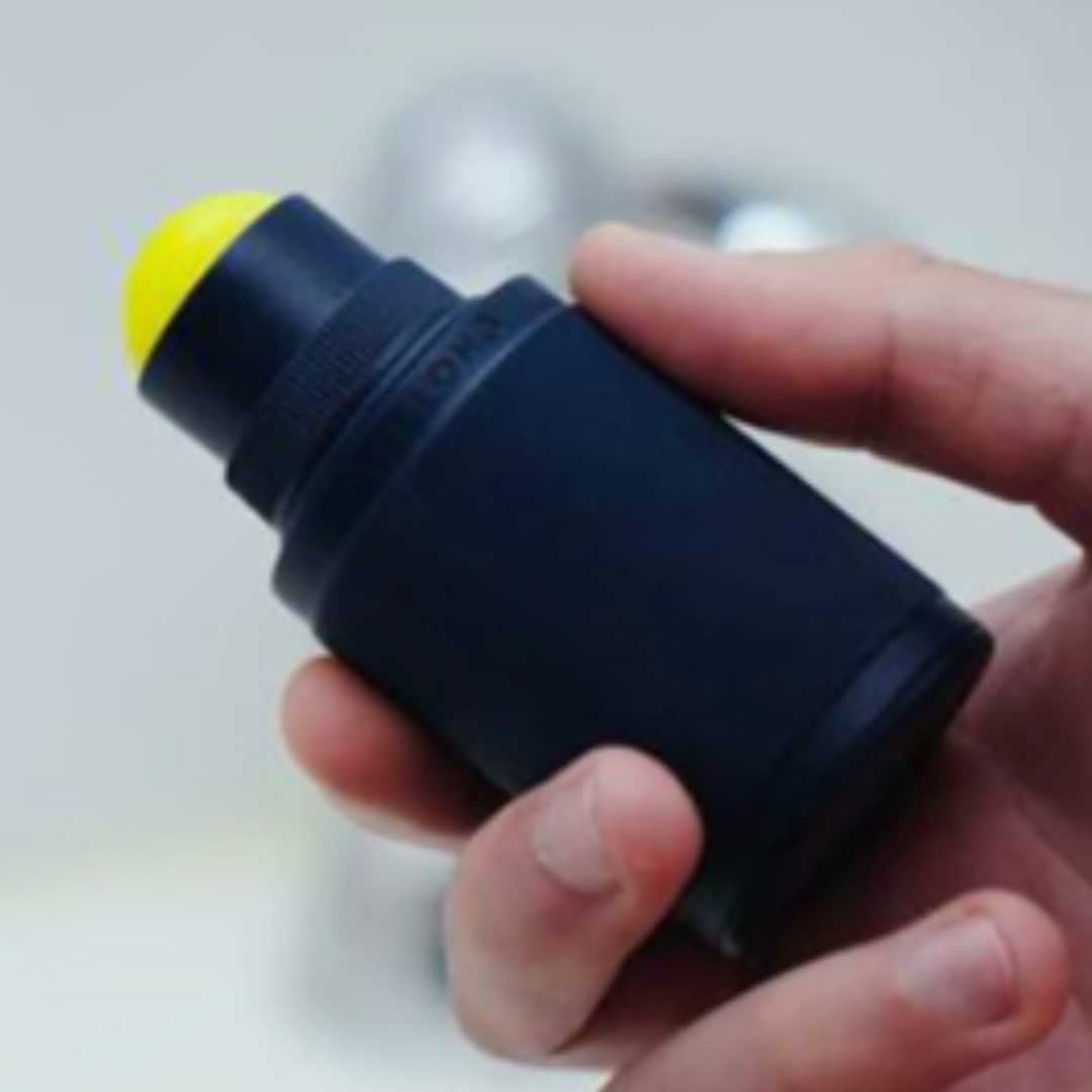 The Customizable Refillable Deo That Lasts