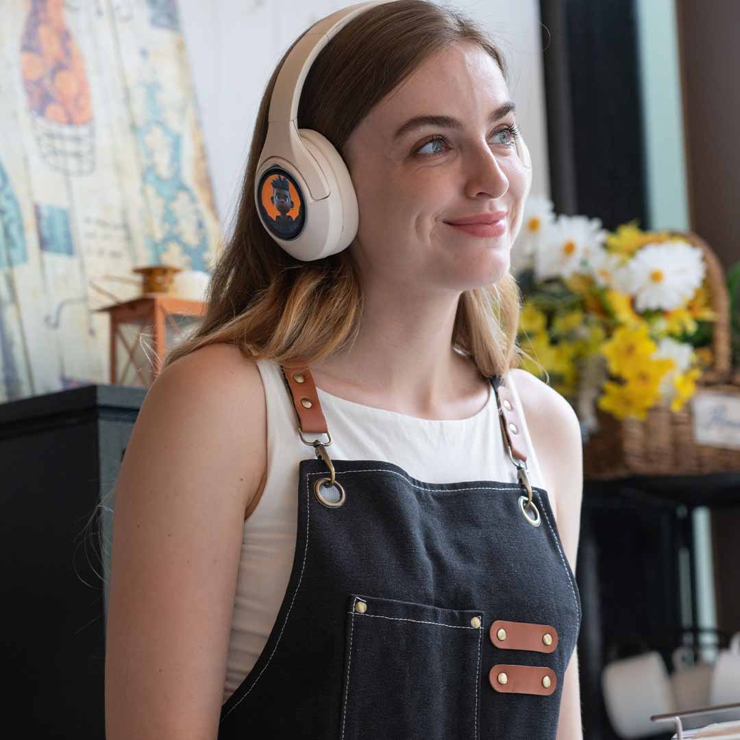 Turn Your Headphones Into A Canvas