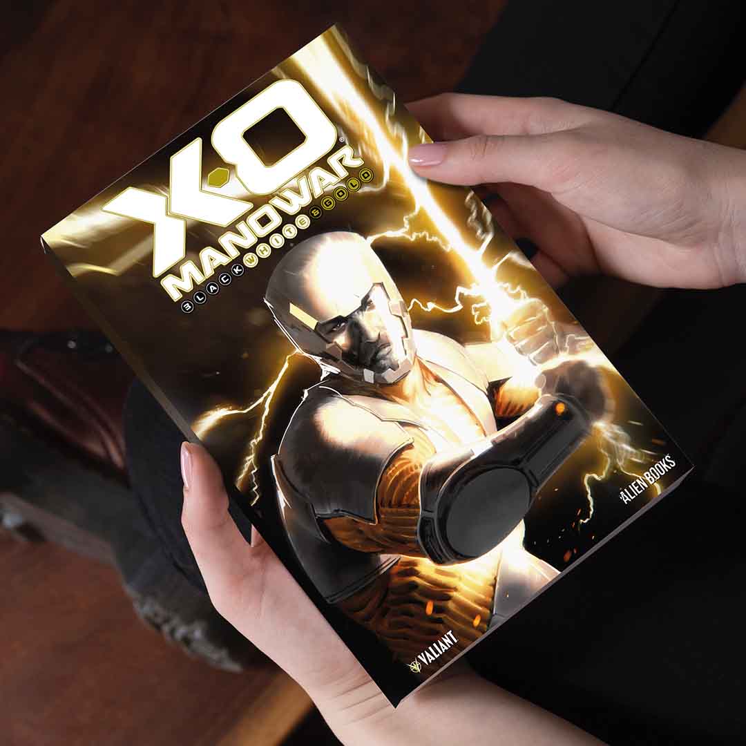 Aric Returns in Black, White & Gold