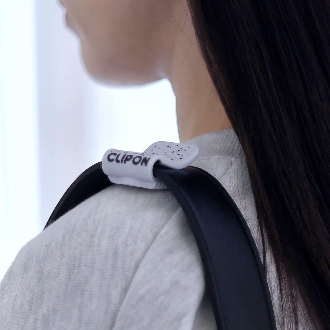 The Anti-Slip Bag Strap Clip - First Backer