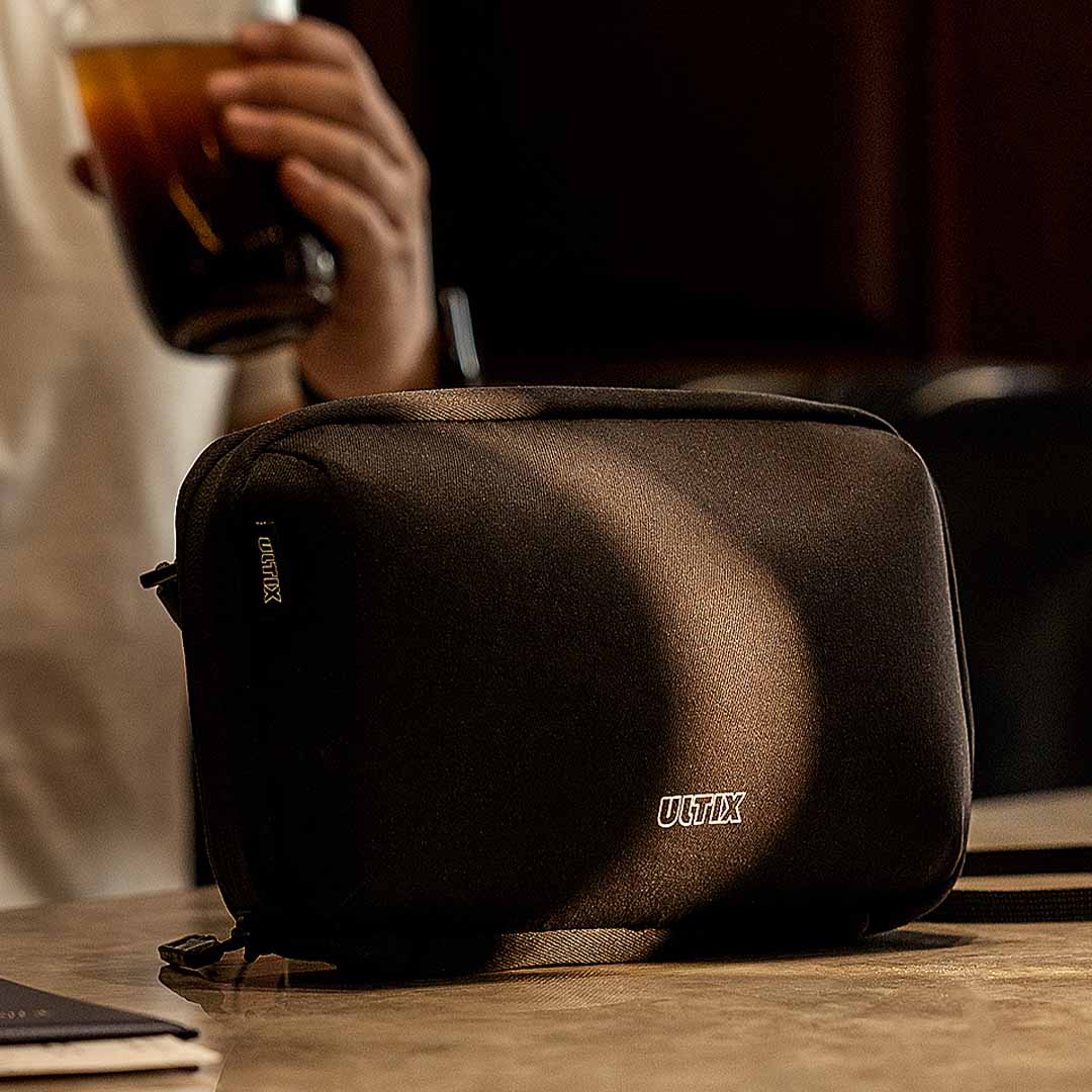 One Pouch. 18 Smart Features.