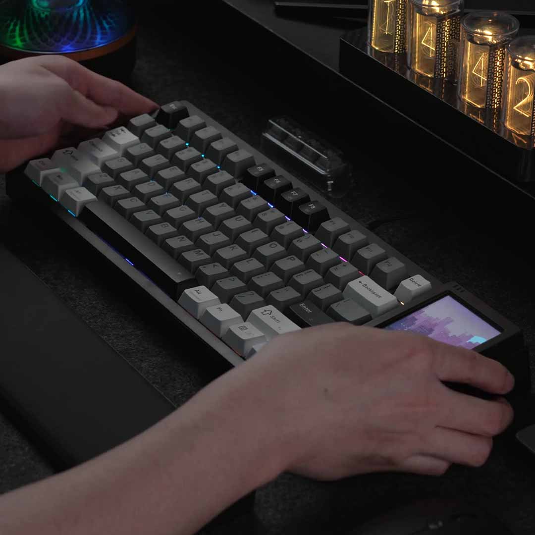 Modular Keyboard With Detachable Deck