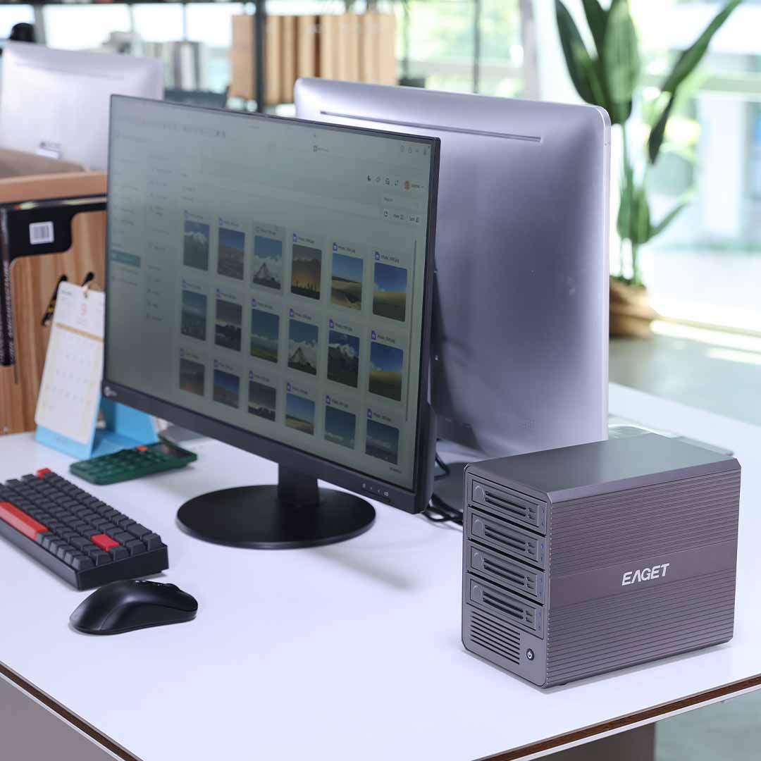 The Mini Server That Organizes Itself