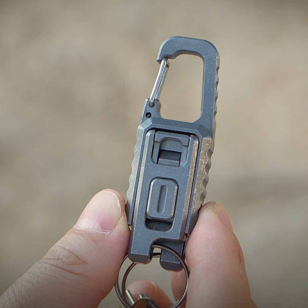 The Dual Quick-Release That Organizes EDC