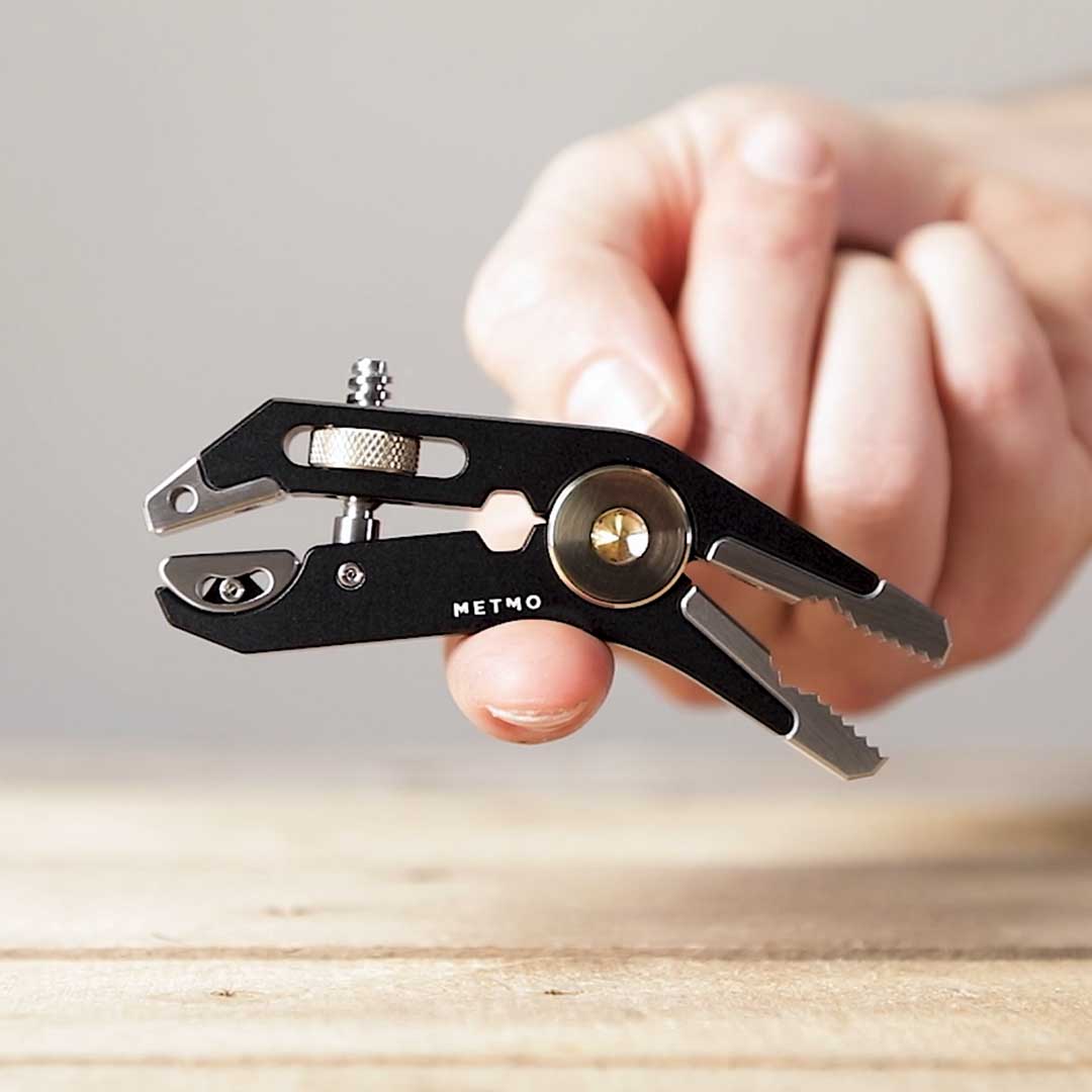 5-in-1 Pocket Clamp With Adaptive Jaws