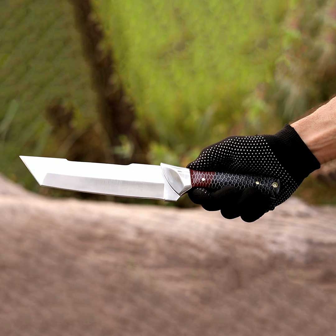 A Chef Knife Built Around Your Grip