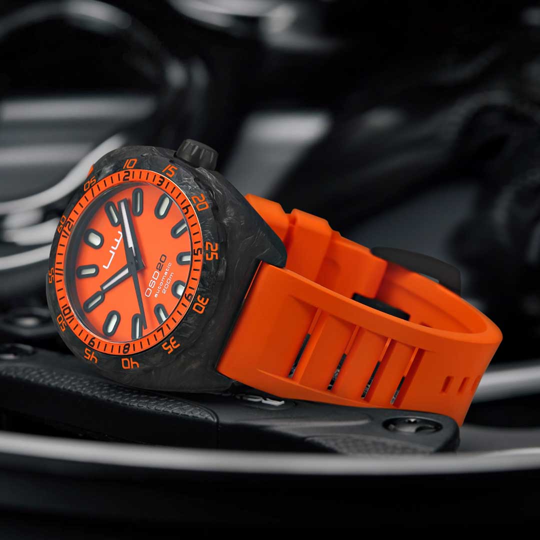 Carbon Fiber Diving Watch Inspired By Sharks