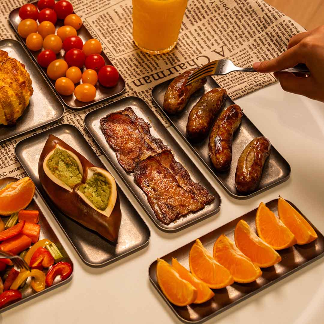 Modular Titanium Trays for Perfect Meals