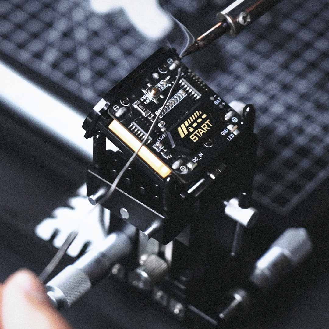 The Modular Mini Vise That Scales