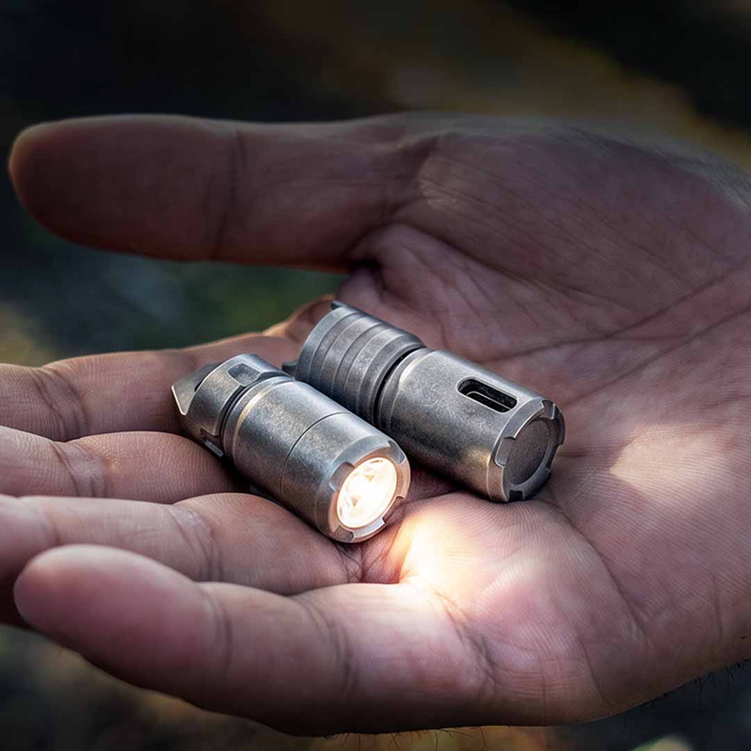 Keychain Flashlight With Spare Power