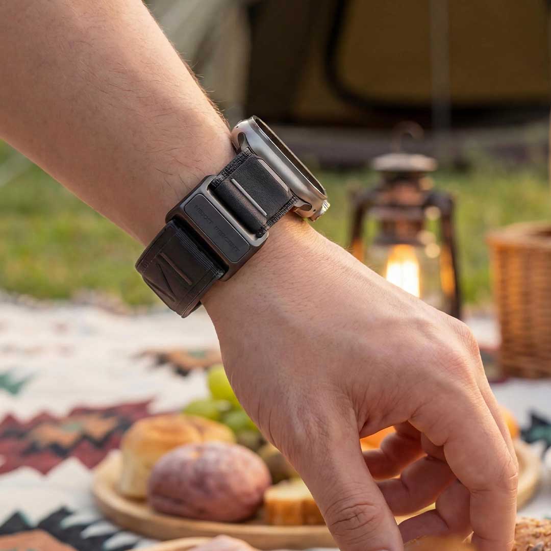 Your Watch Band Is Also The Charger