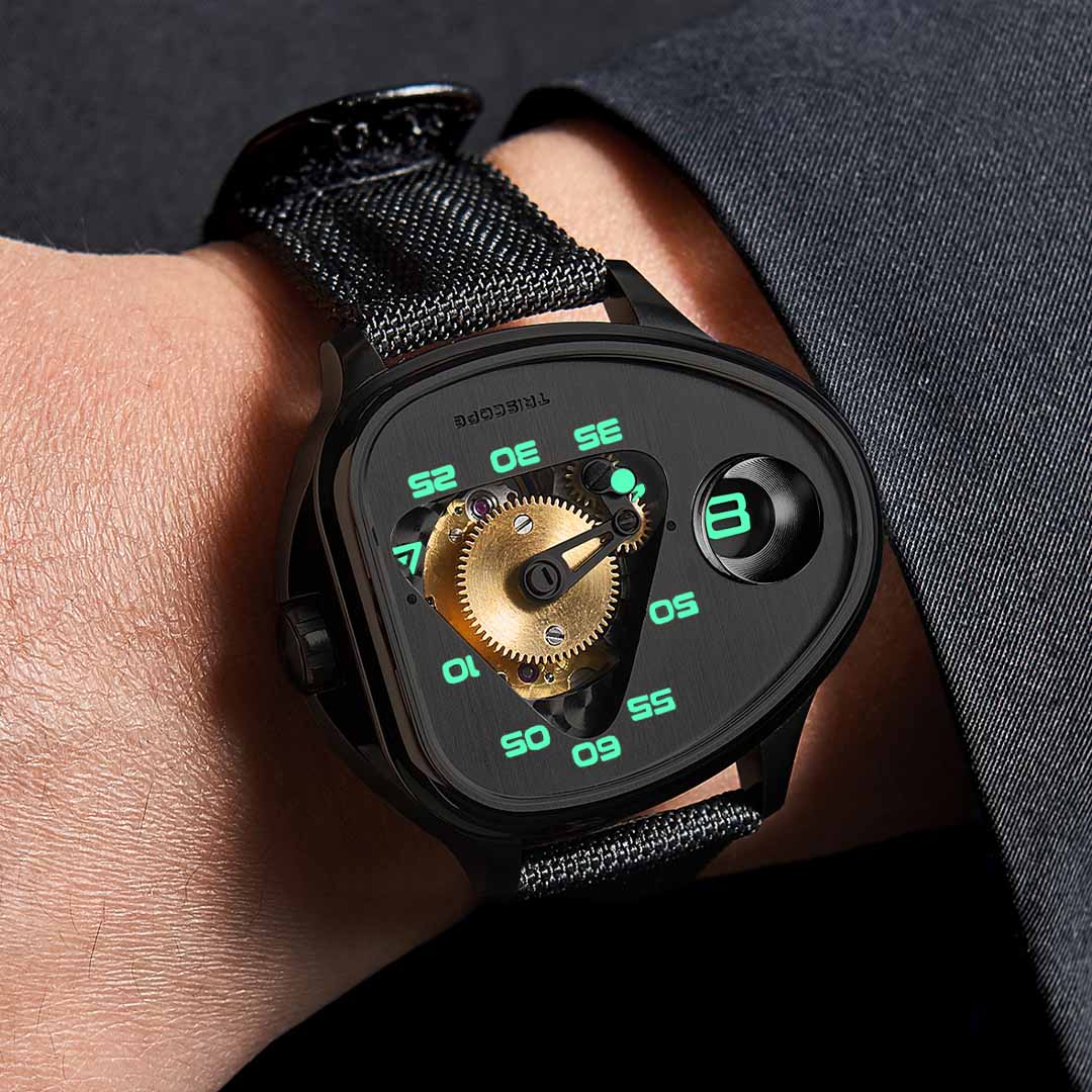 Jump Hour, Triangular Minutes Watch