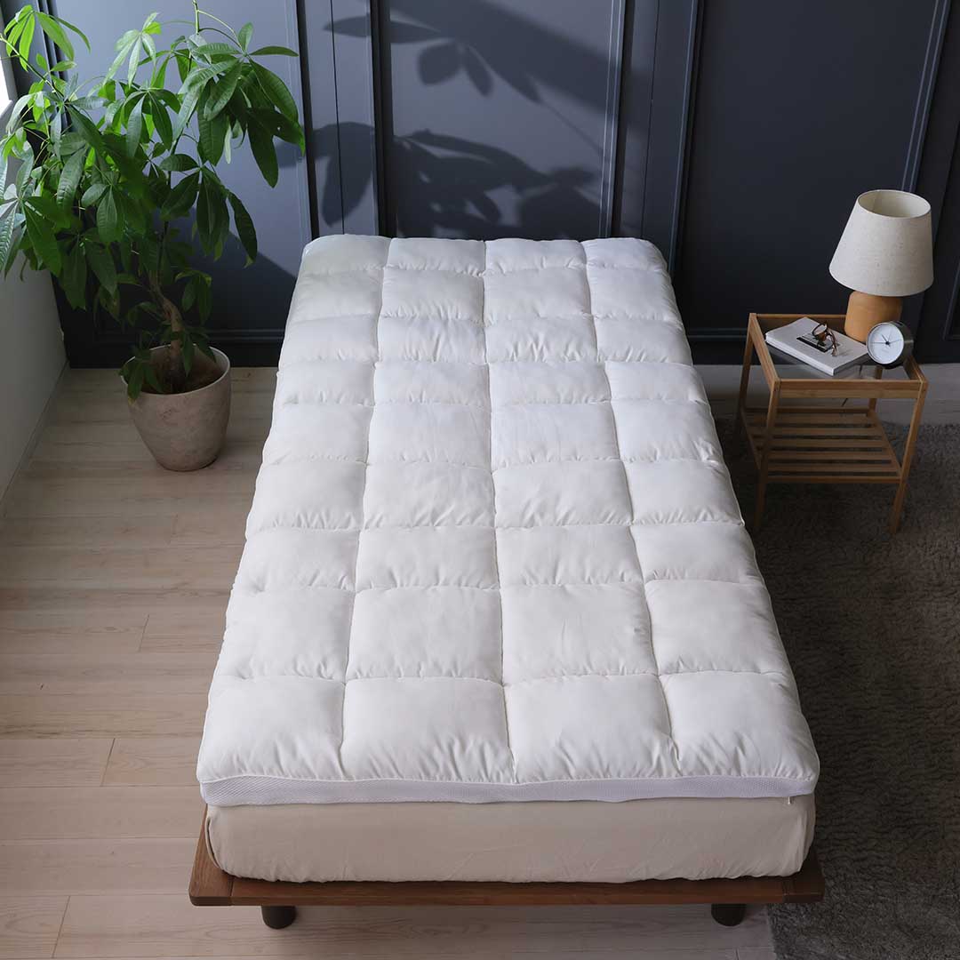 Fluffy Japanese Futon With Firm Back Support