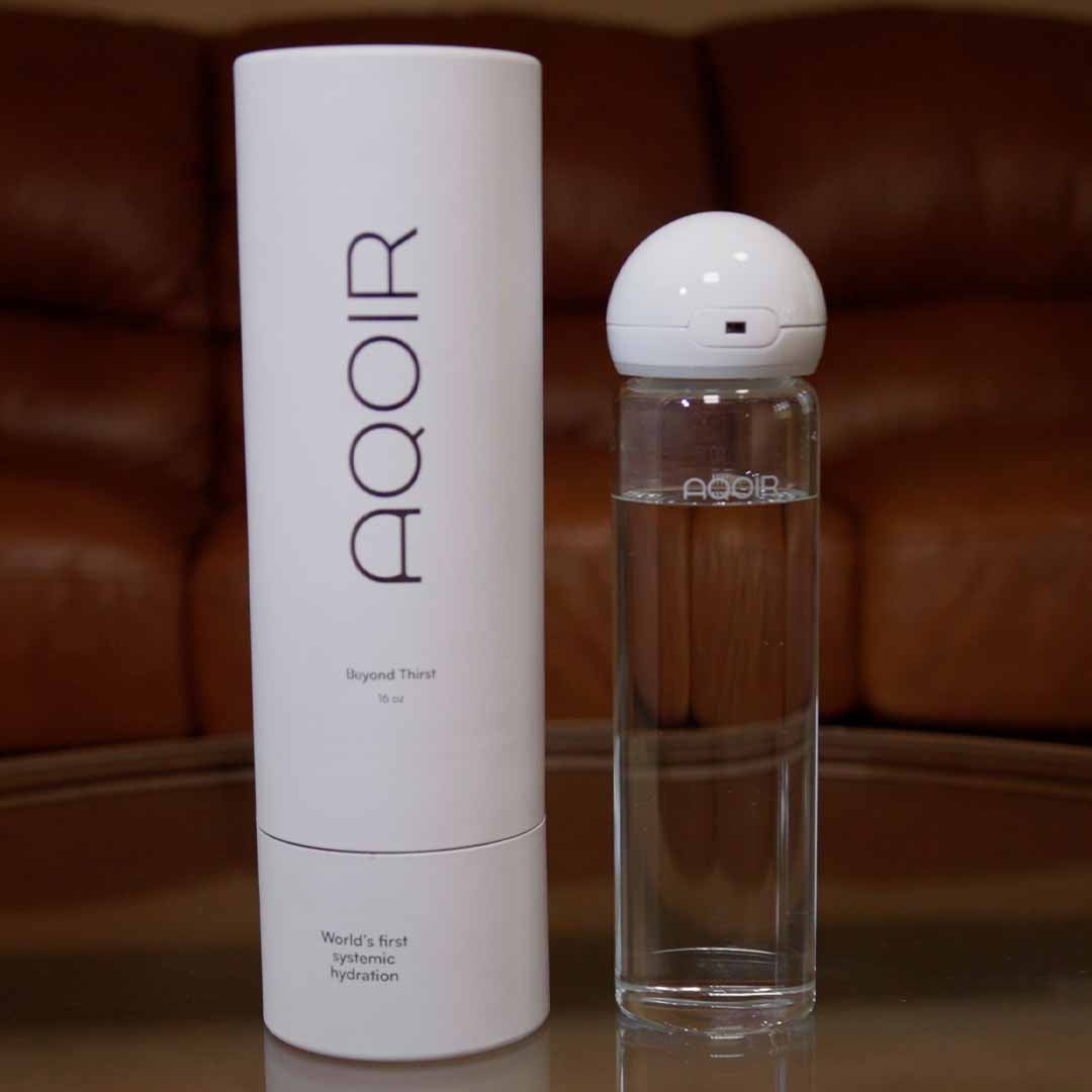 This Water Bottle Measures Your Hydration Levels