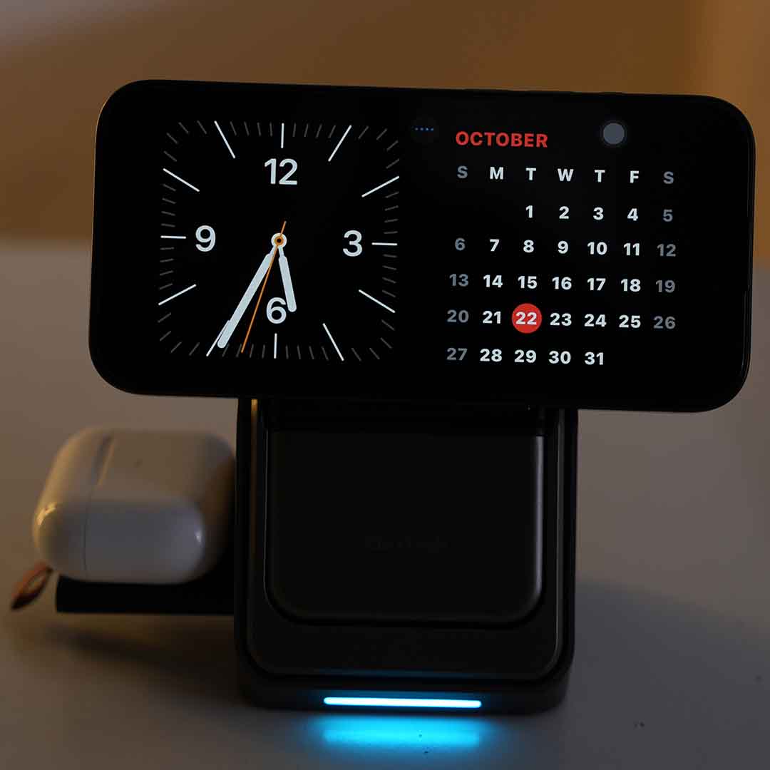 The Modular Wireless Charger That Does It All