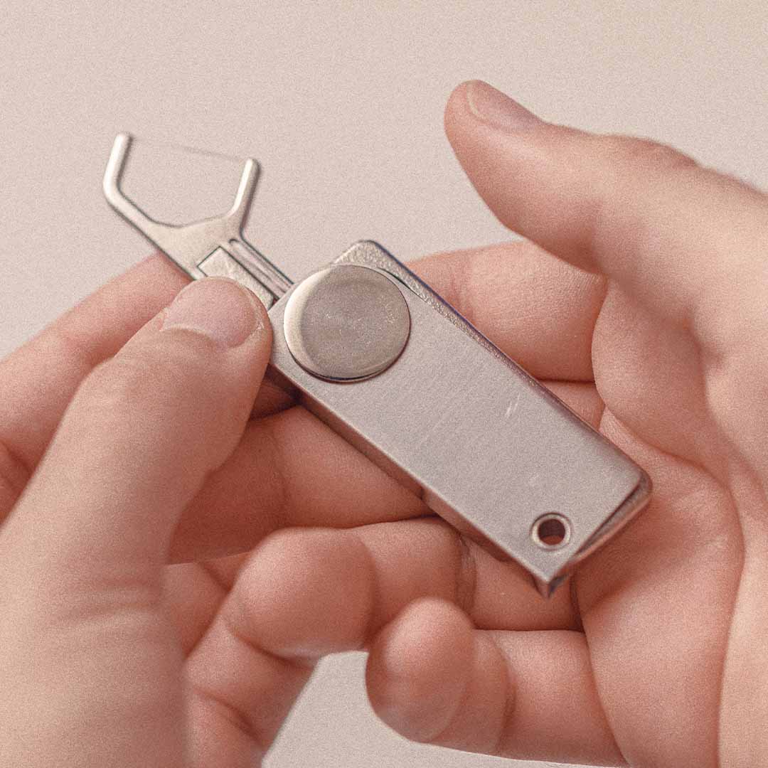 Dental-Grade Steel Flosser