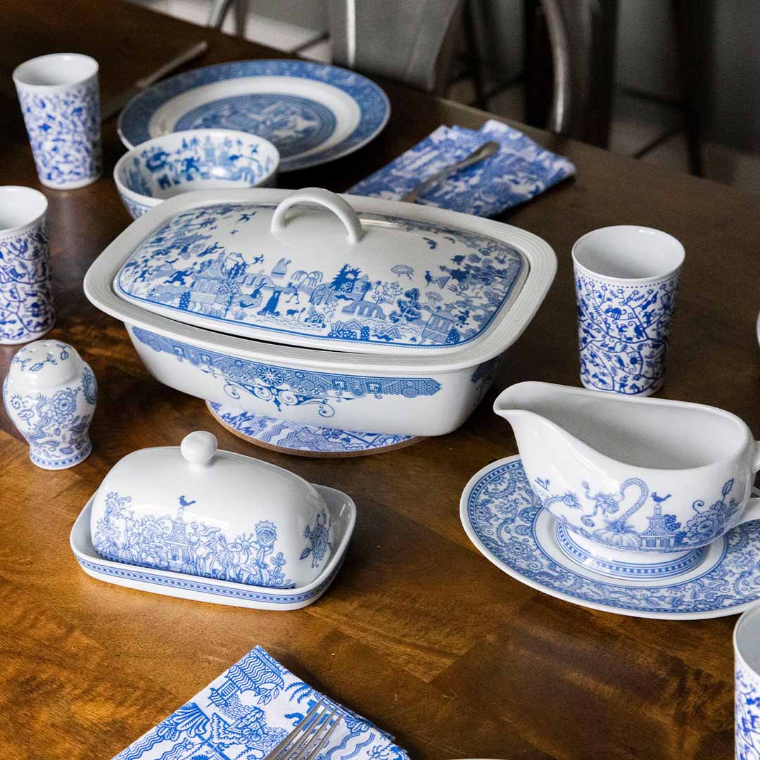 Craft Tableware With Menacing Plants