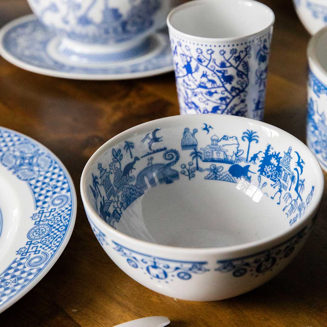 Craft Tableware With Menacing Plants