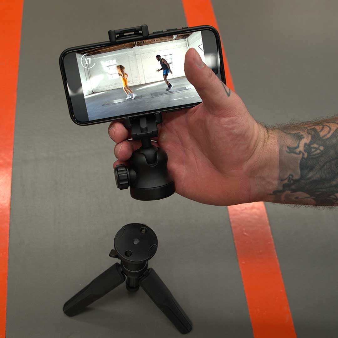 The Magnetic Phone Mount Designed For The Gym