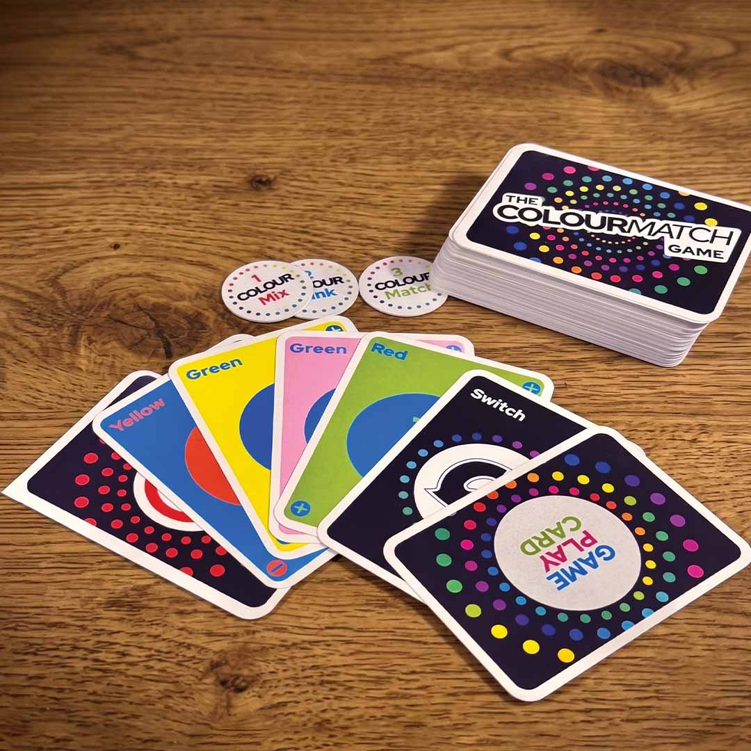 Fast Brain-Teasing Color Card Game
