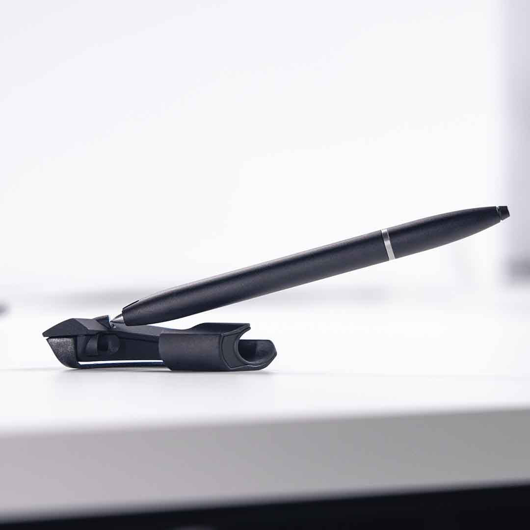 The Floating Pen Built For Everyday Carry