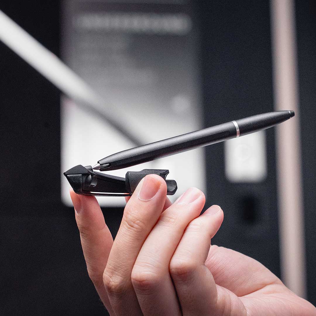 The Floating Pen Built For Everyday Carry