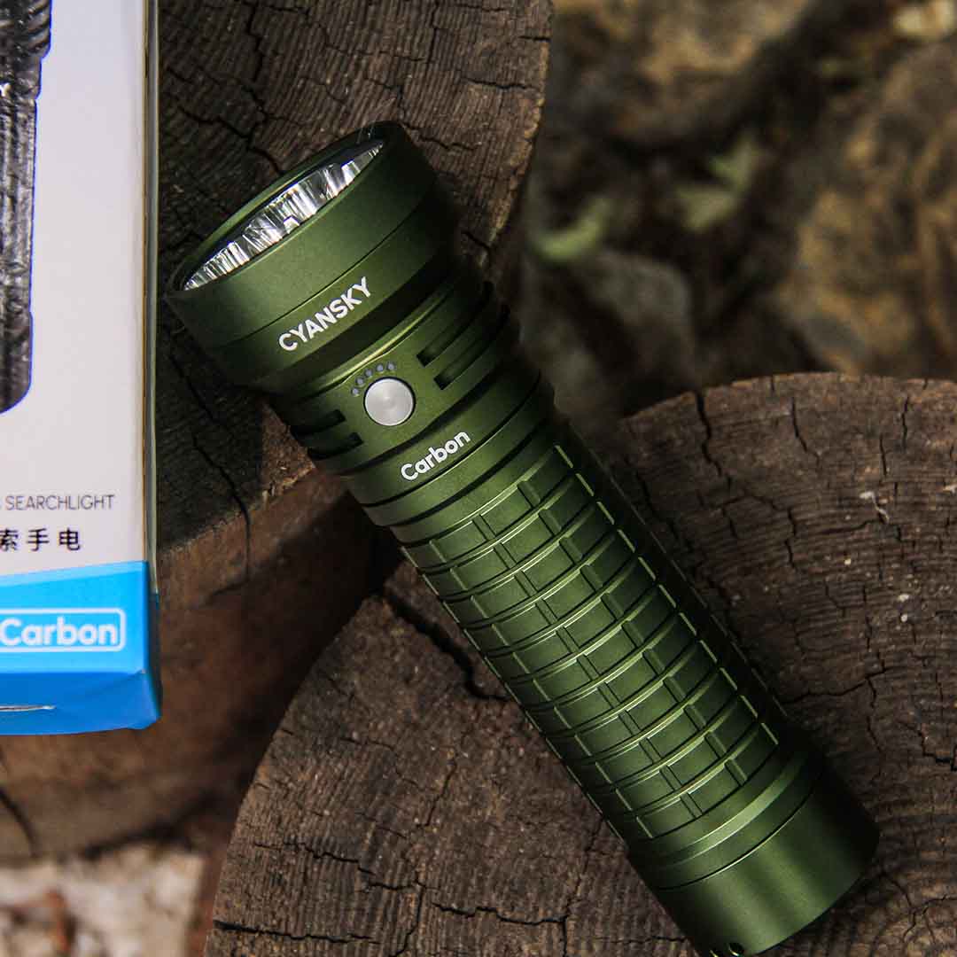 High-Powered 2000 Lumen Flashlight