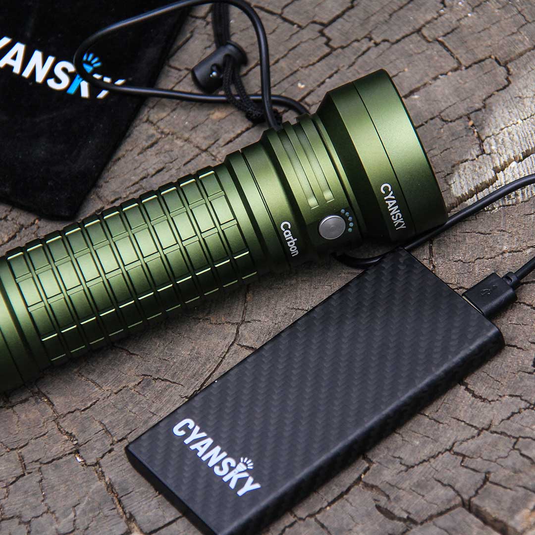 High-Powered 2000 Lumen Flashlight