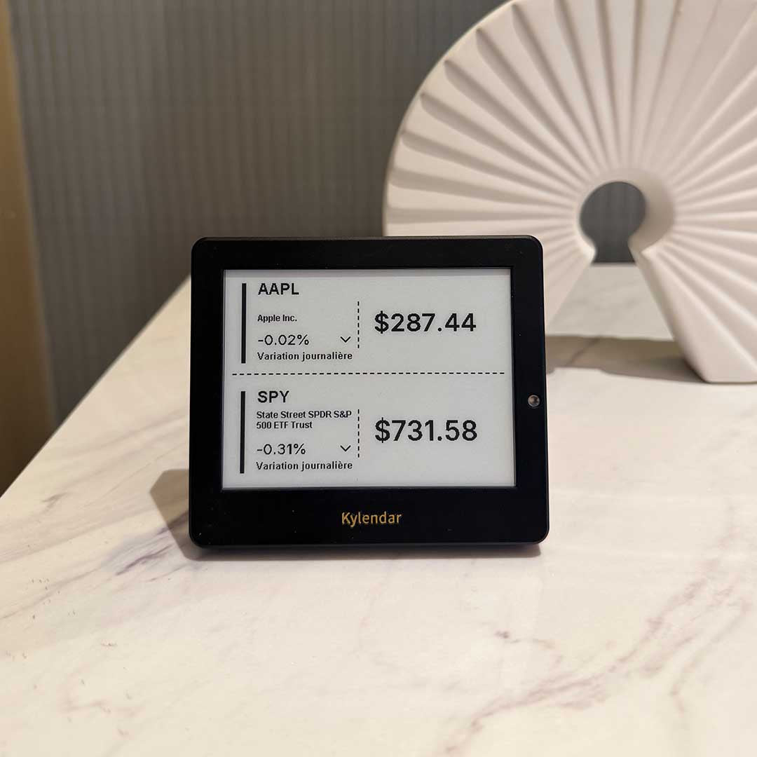 Smart E-Ink Calendar Display