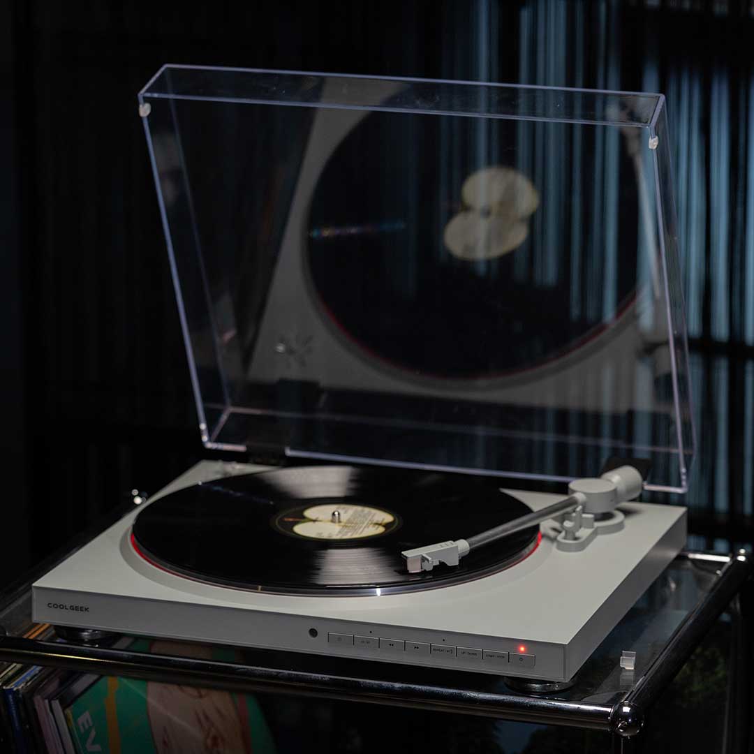 The Fully Automatic Turntable