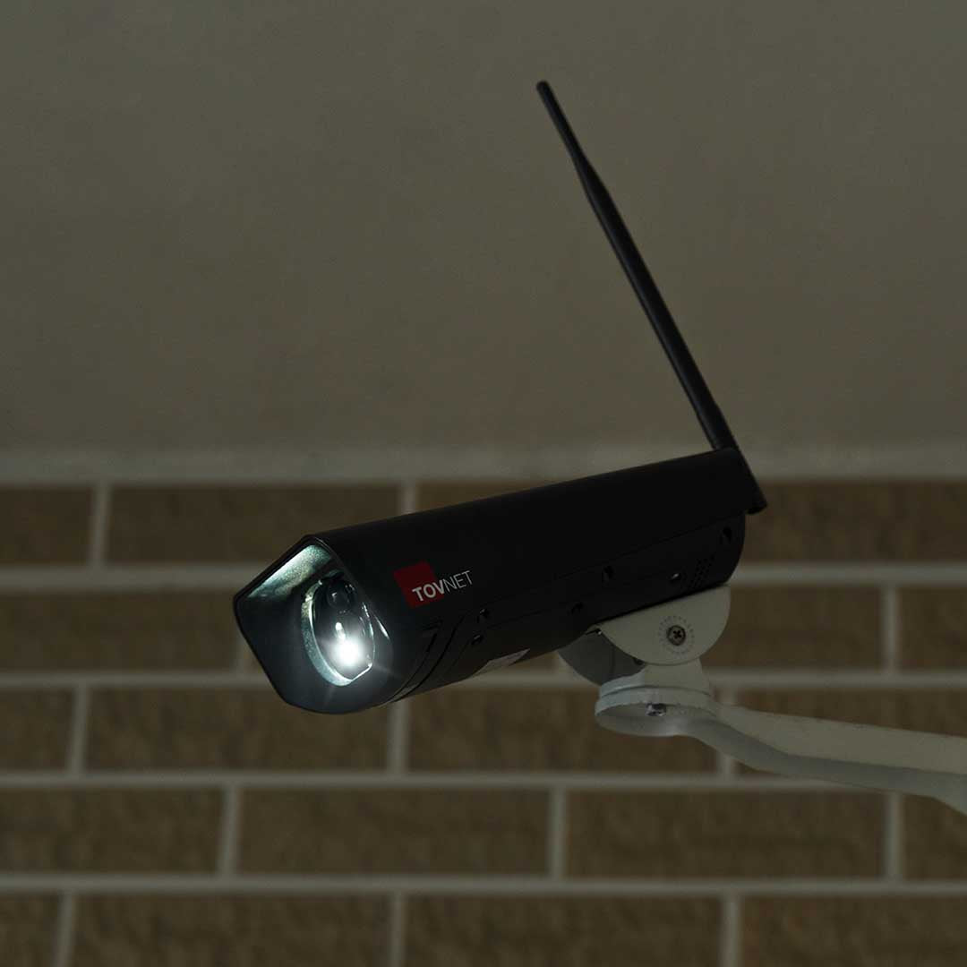 The Tough-As-Nails Solar-Powered Security Camera