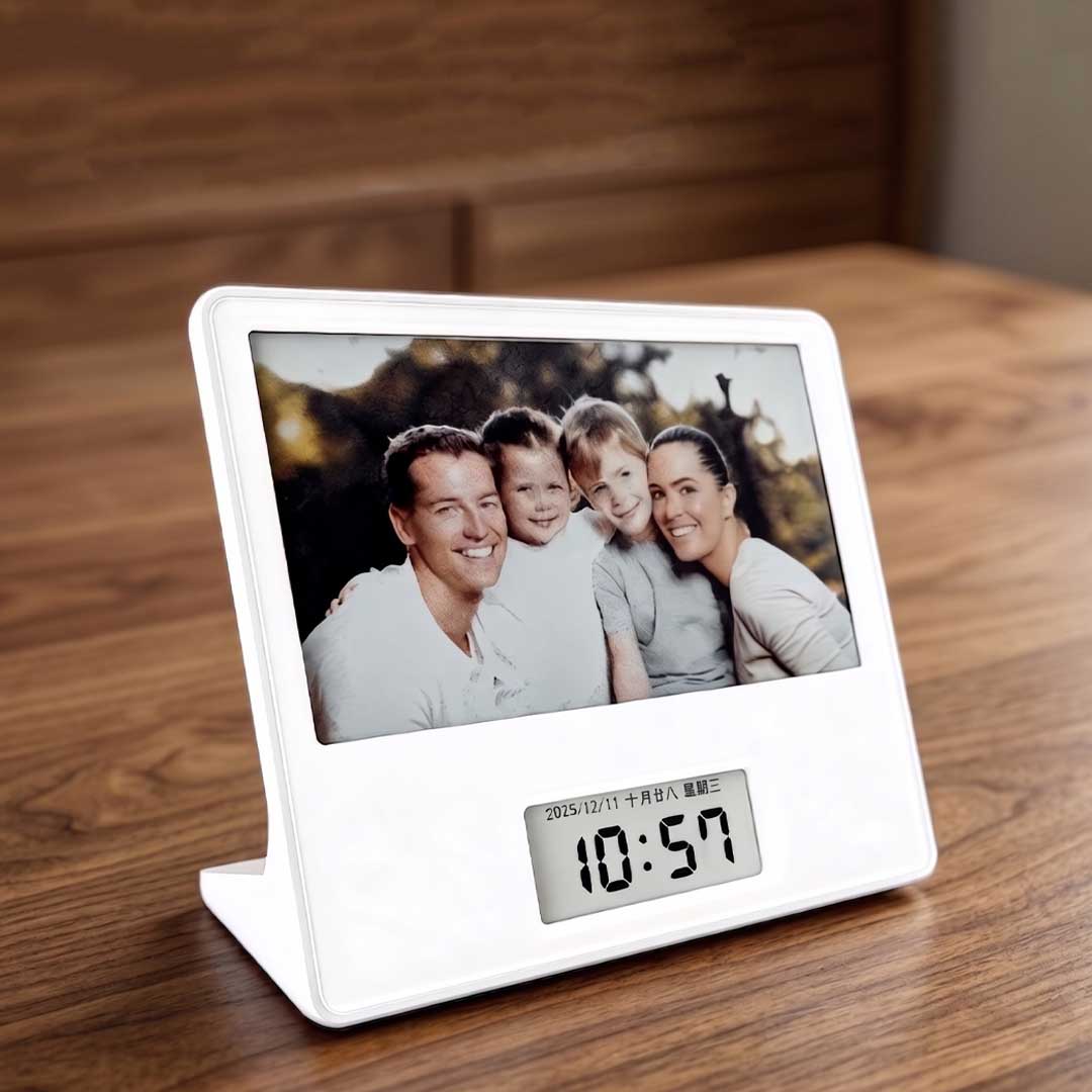 The Dual-Screen E-Ink Frame For Real Photos