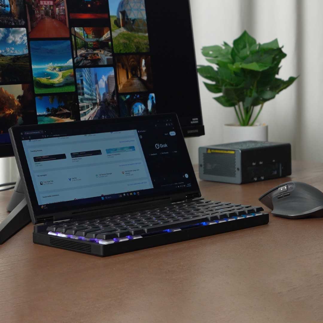 The Portable PC That Folds To Go