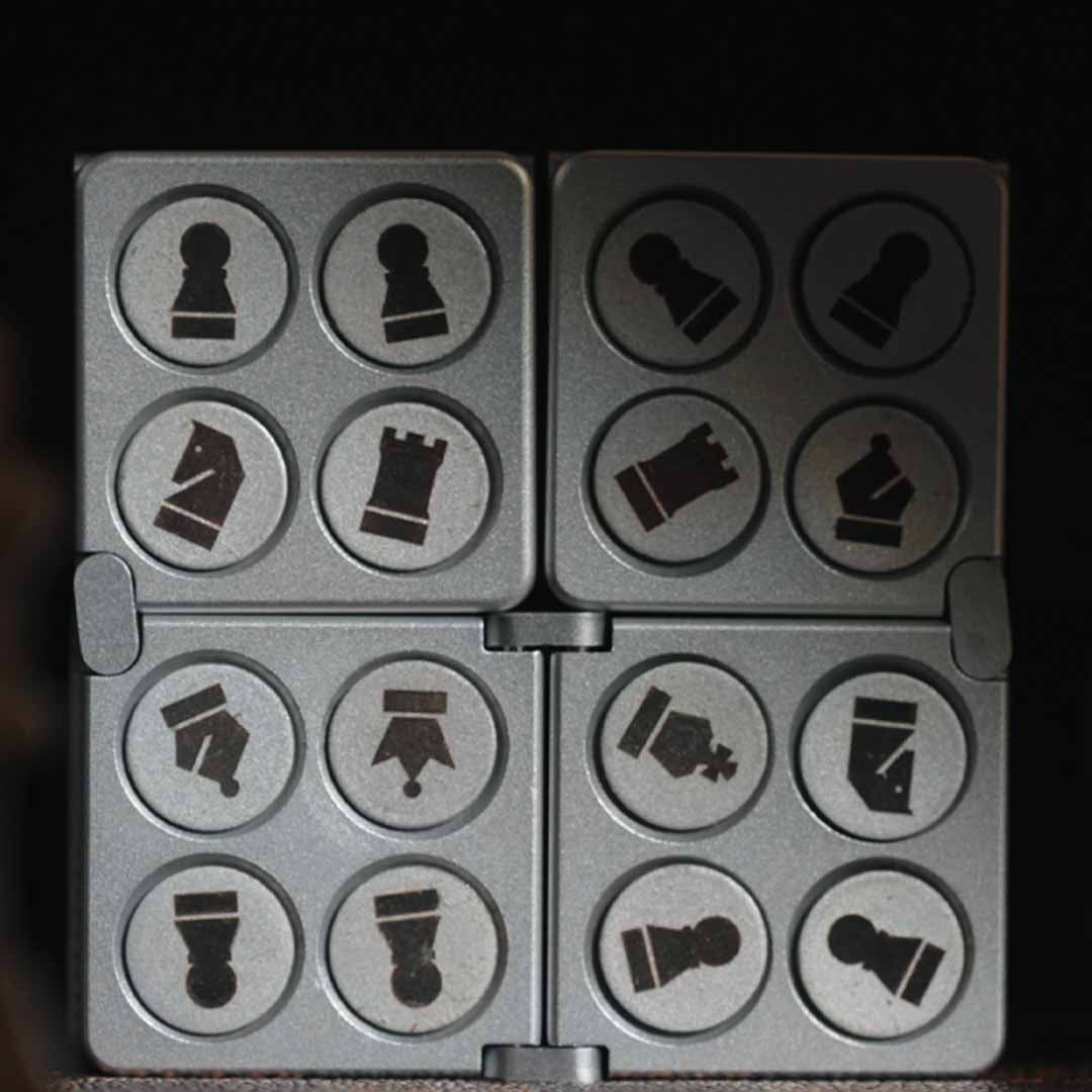 Infinitely Foldable Pocket Chessboard