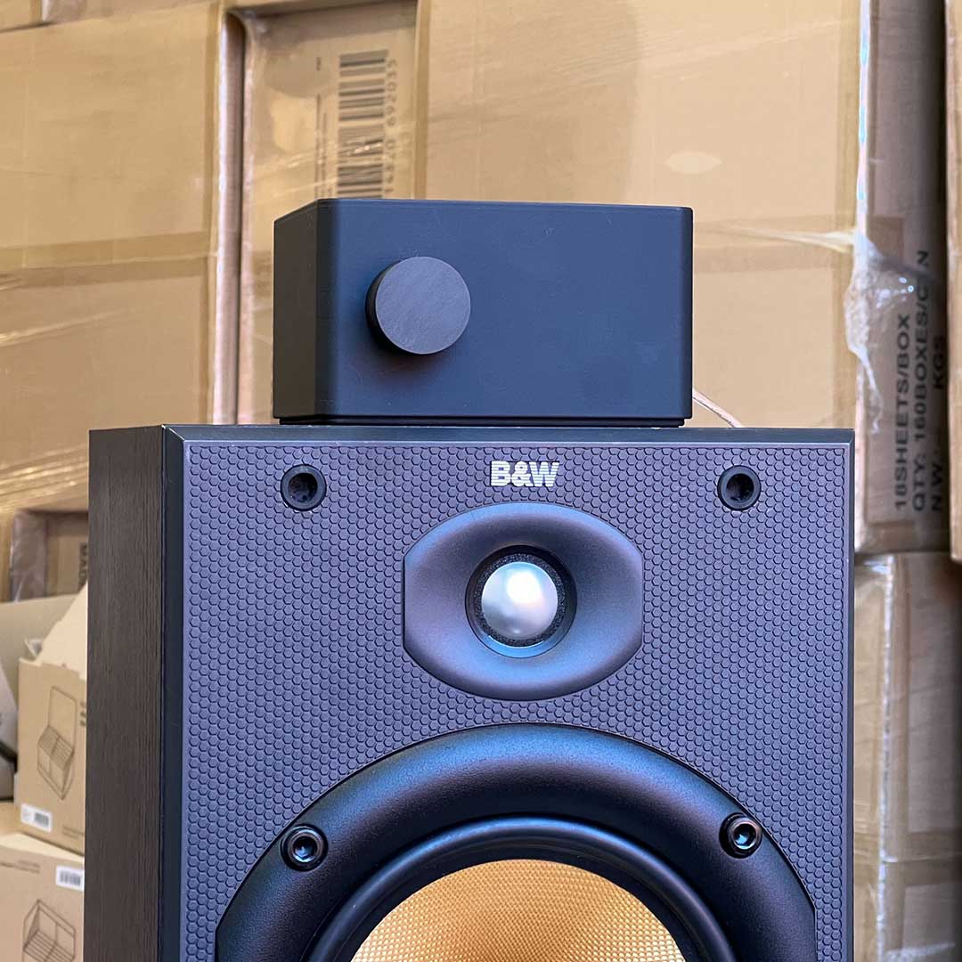 The Amp That Revives Old Speakers