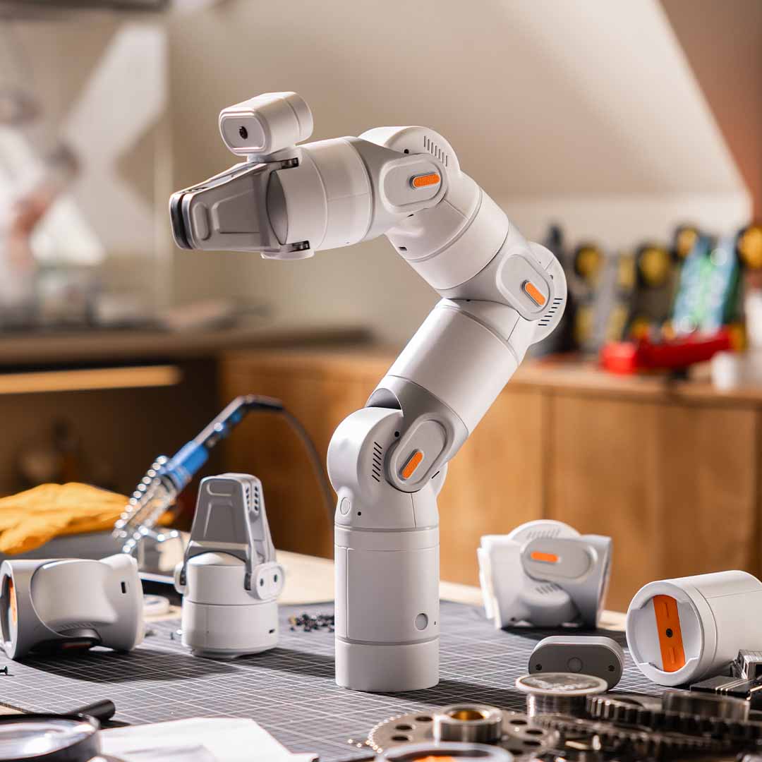 Modular AI Robot Arm With Open-Source SDK