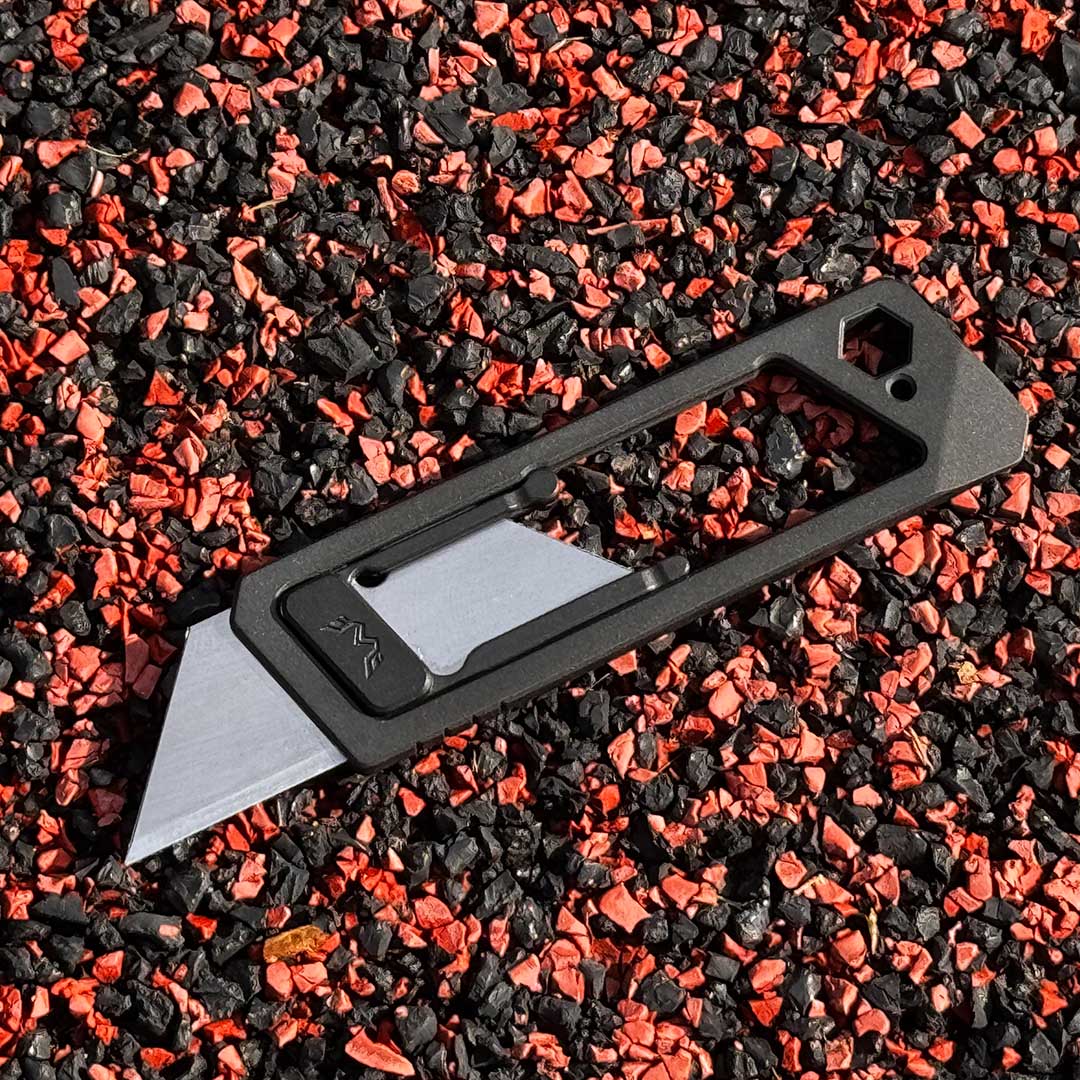 Ultra-Slim Utility Knife with Titanium Strength!