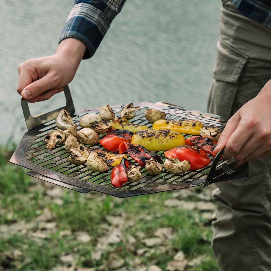 Flat-Pack Grill With Stove-Like Control